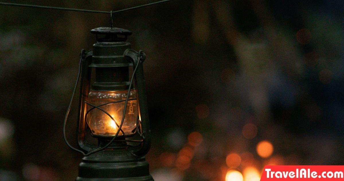 Craft DIY Tin Lanterns